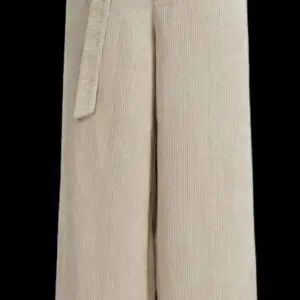 women jeans